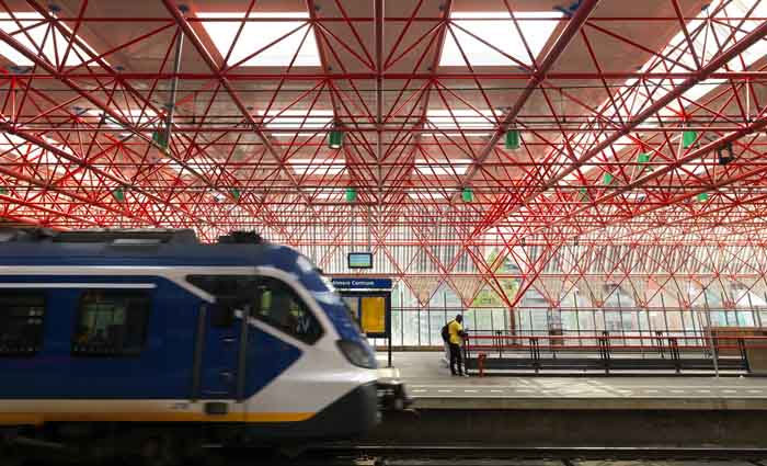 Almere train station VC products