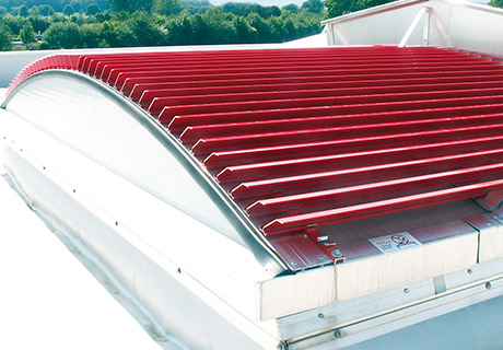 Continuous rooflight safety and shading system JET Vario Protect